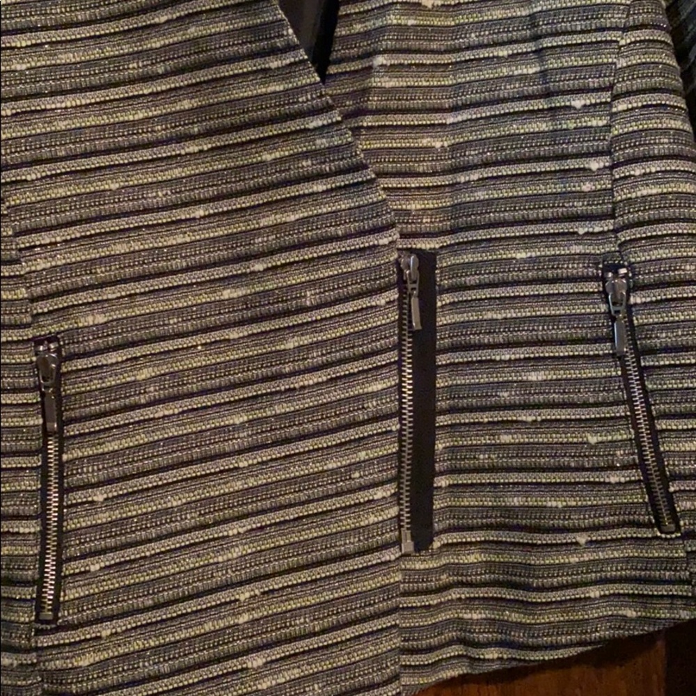 Women’s Jacket - Picture 3 of 5